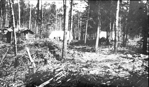Camp minier aurifère Gabrielle, Big Rice Lake, juillet 1912. 