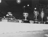 Carte postale montrant les trophées à l’amphithéâtre avant la réception, 1932